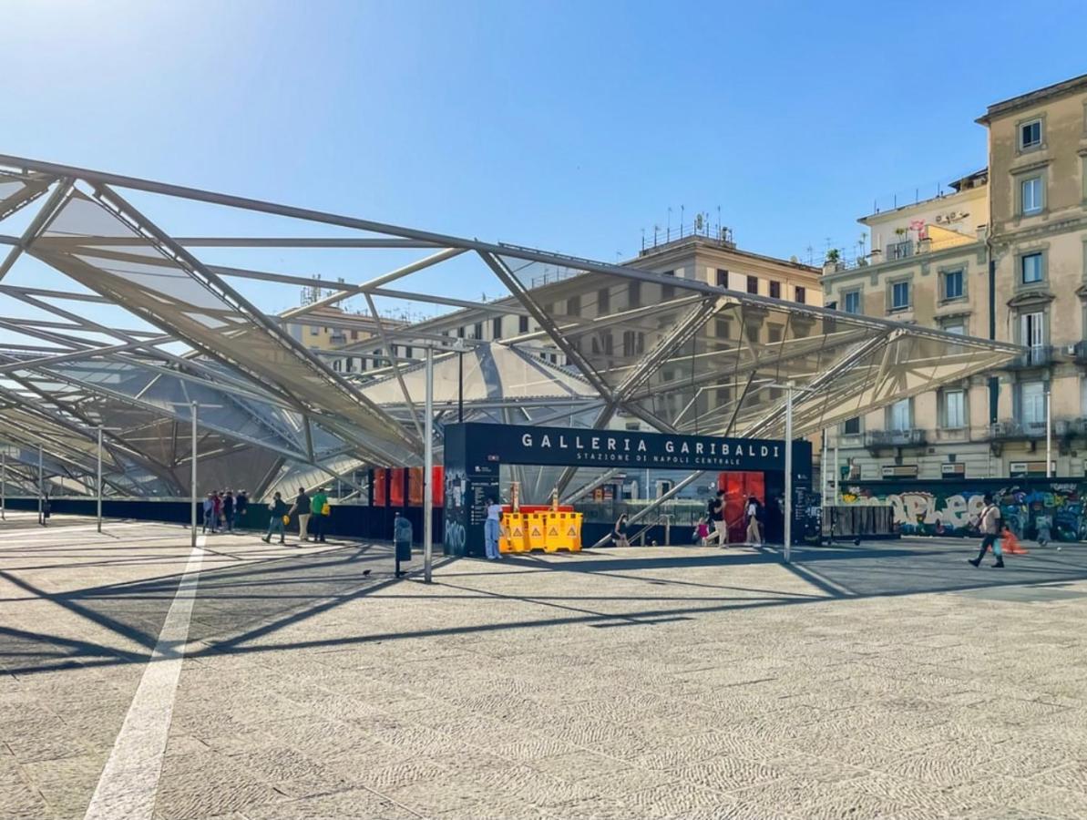 مبيت وإفطار Napoli Flower'S المظهر الخارجي الصورة
