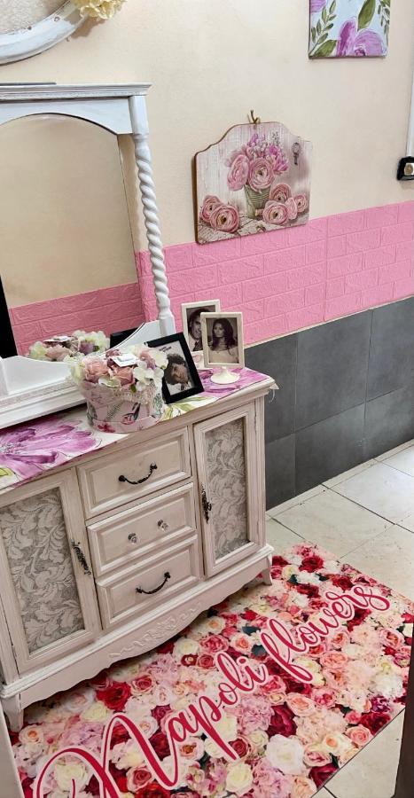 مبيت وإفطار Napoli Flower'S المظهر الخارجي الصورة